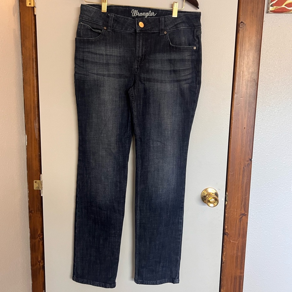 Wrangler Straight Jean Size 9/10 x 32